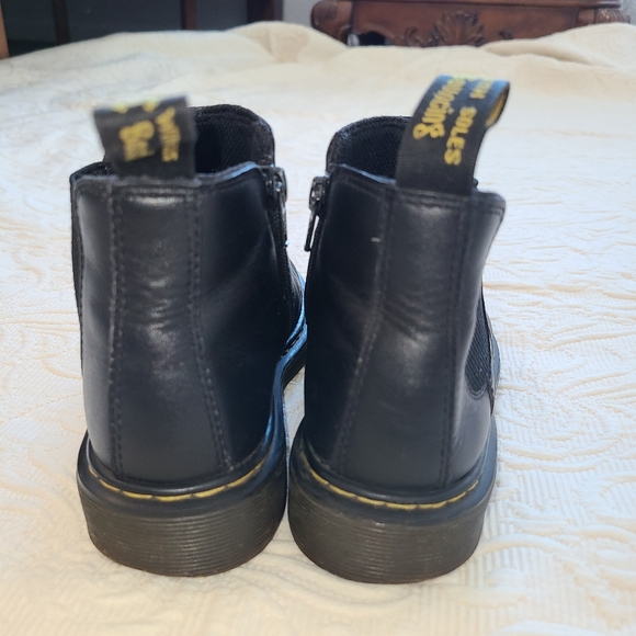 Dr. Martin Kids Boot - Picture 6 of 13